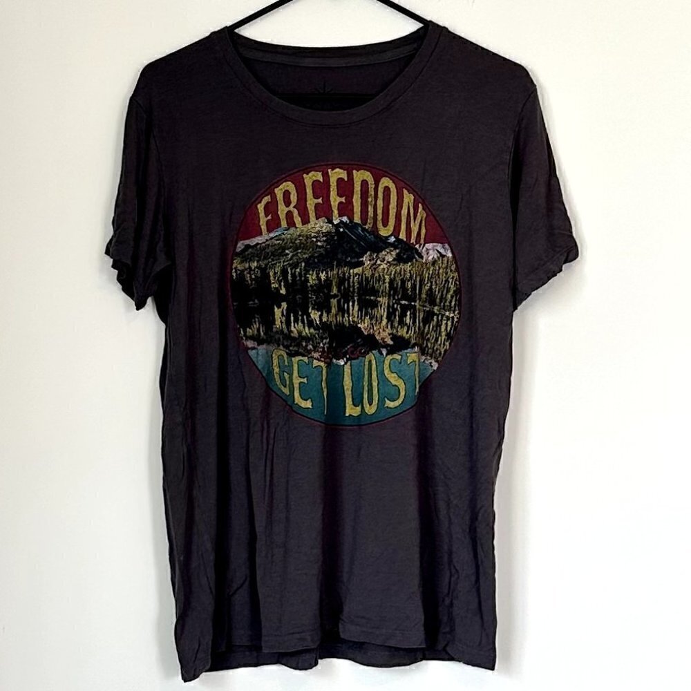 Freedom/Get Lost Nature Graphic Tee - Large